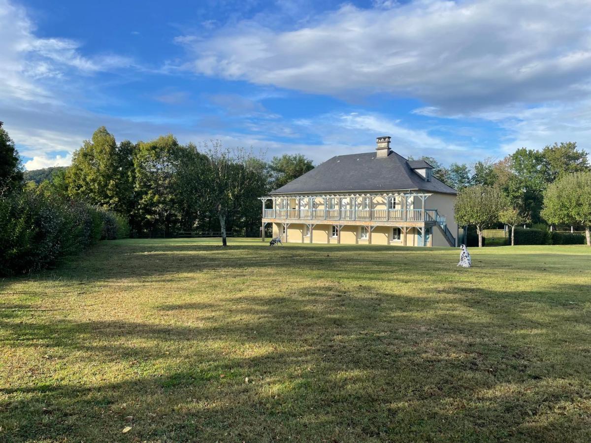 Апартаменты *A Setting Between Dordogne And Swimming Pool* Аржанта Экстерьер фото